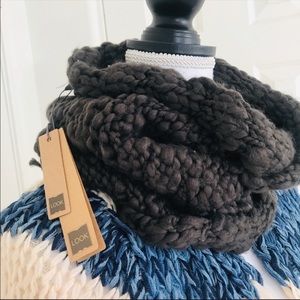 LOOK COLLECTION neck warmer dark brown from stitch fix